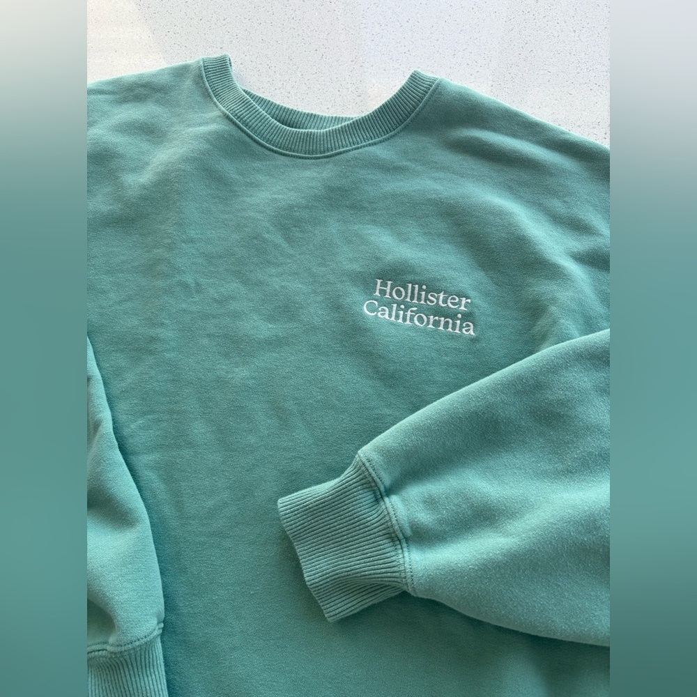 Hollister Men's Sweatshirt Crewneck